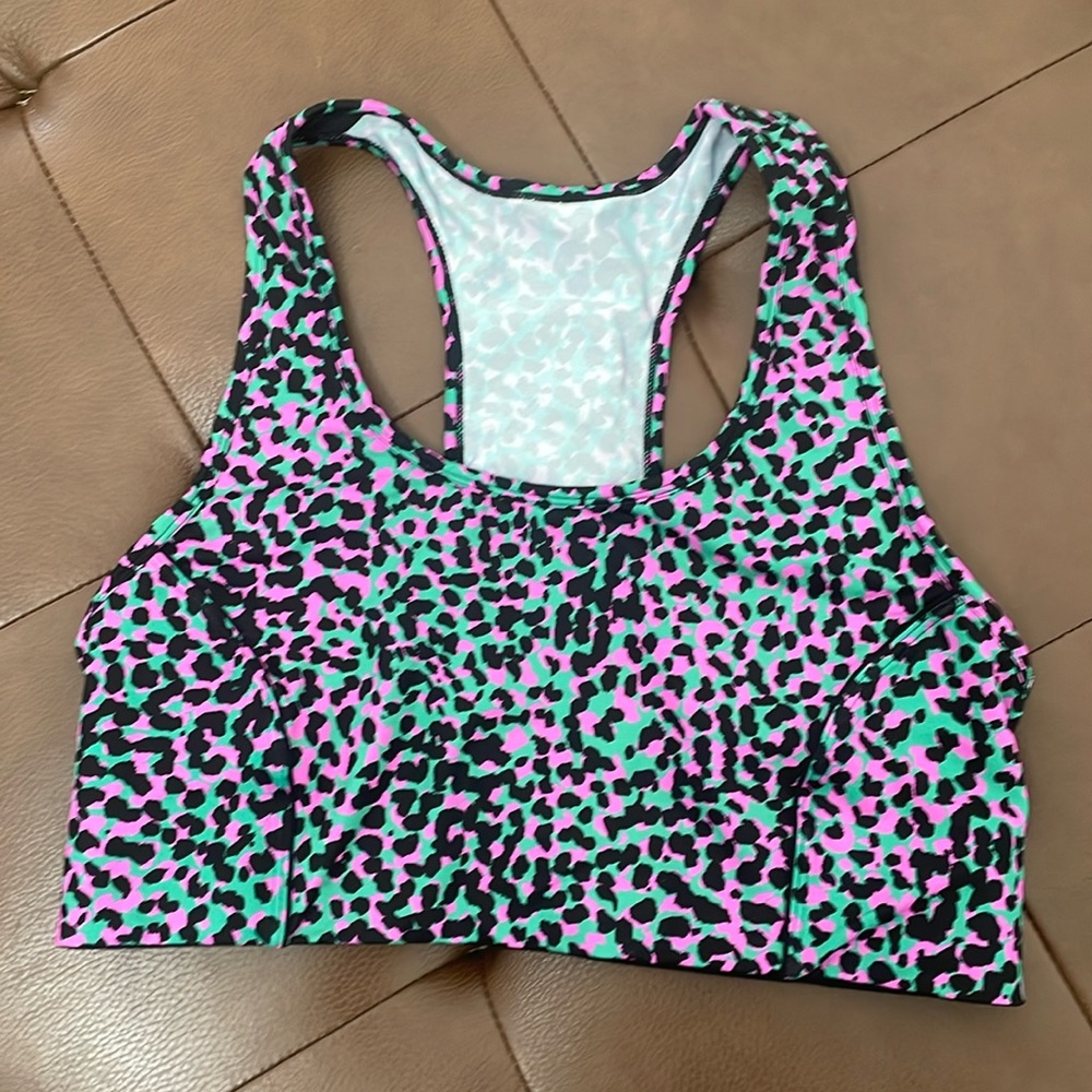 New without tags cheeta print Fabletics sports bra.